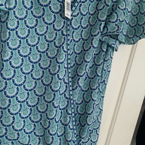 New Max Studio short Flutter Sleeve Top Blouse SZ Medium - Picture 5 of 11